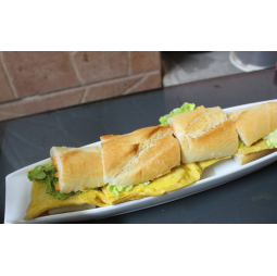 Bocadillo de tortilla francesa